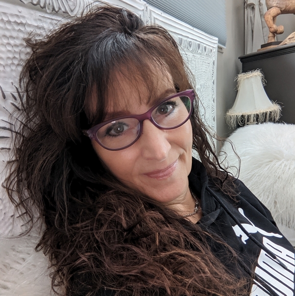 Meet your Posher, Pj - Picture 2 of 2